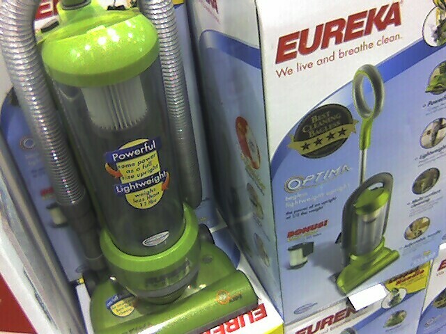 Eureka Mighty Mite Maintenance: How to Open, Empty and Clean