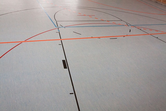 How to Vacuum Linoleum Floor?